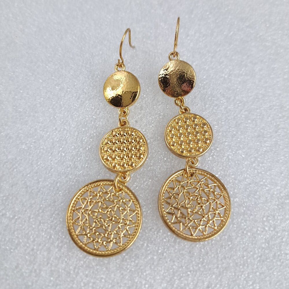 Three-tiered Patterned Gold Earrings